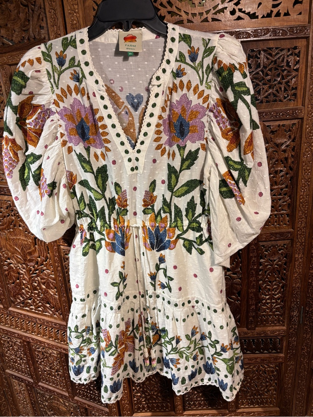 FARM Rio White Floral Print V-Neck Tunic Dress with Multicolor Blooms